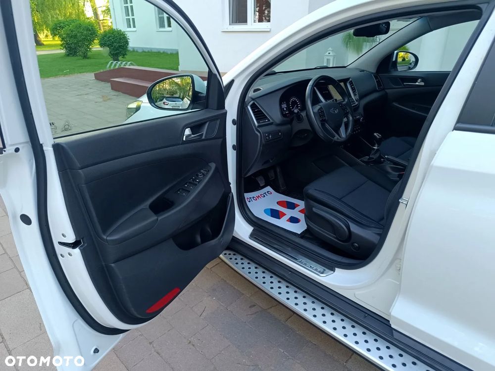Hyundai Tucson blue 1.7 CRDi 2WD Passion Plus - 24