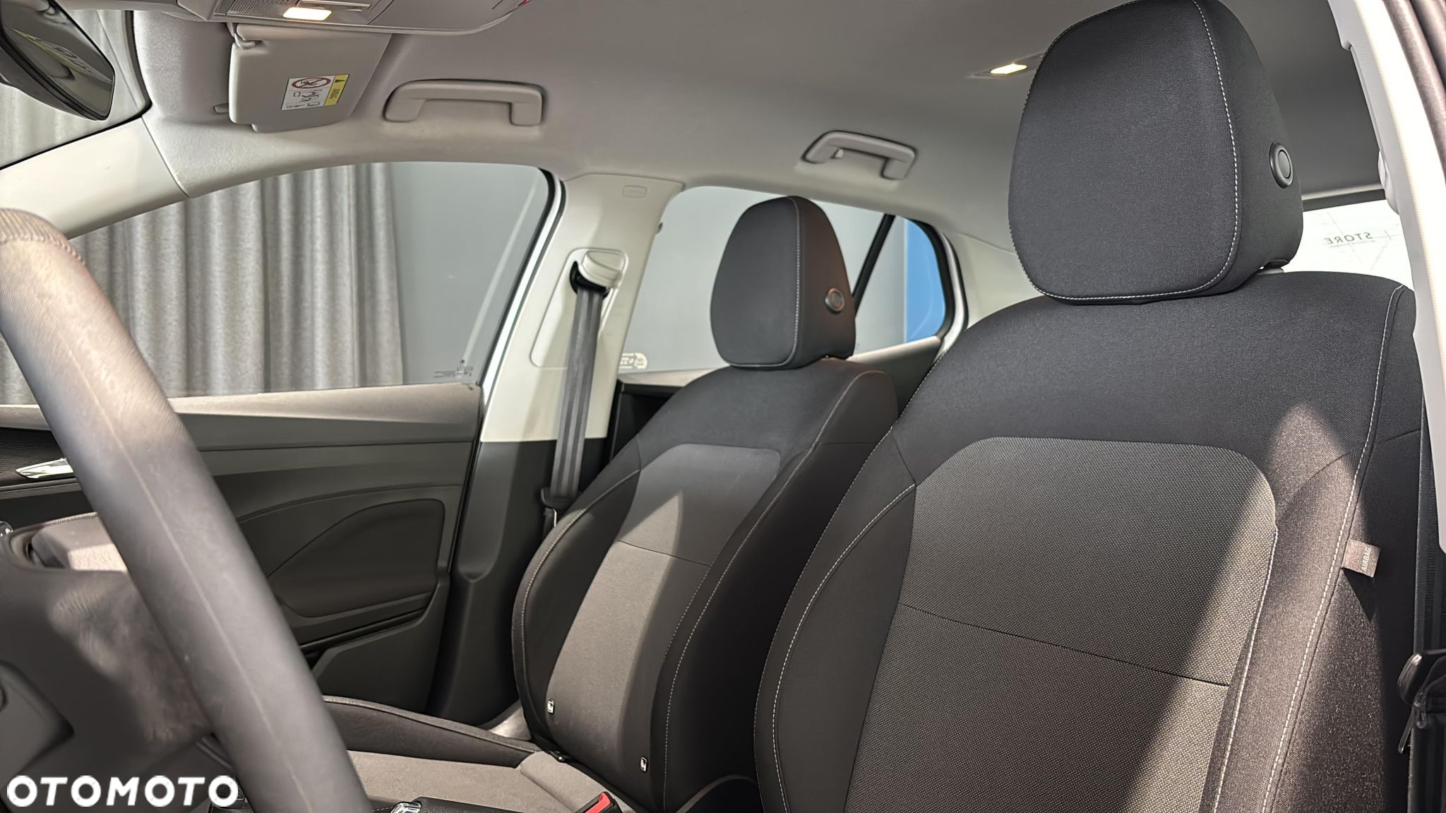 Skoda Fabia 1.0 Ambition - 11