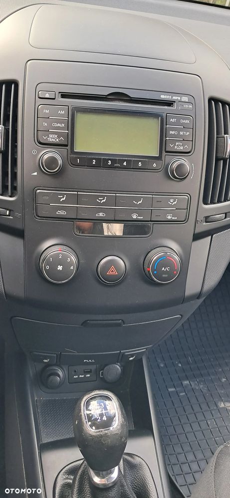 Hyundai i30 1.4 FIFA WM Edition - 16