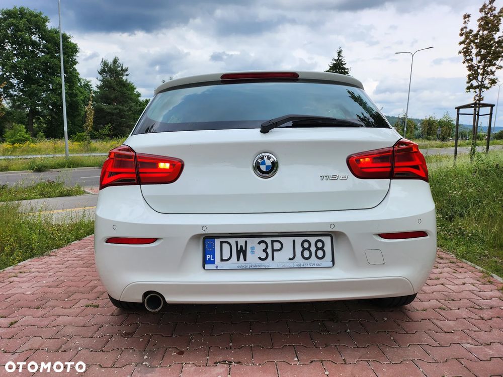 BMW Seria 1 116d Sport Line Shadow - 12