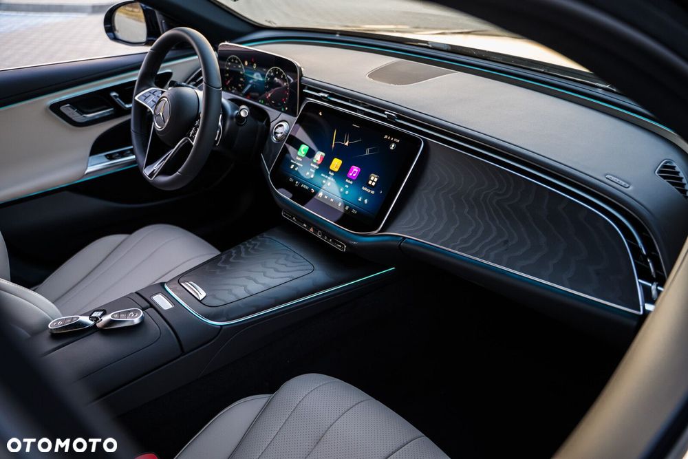 Mercedes-Benz Klasa E - 14