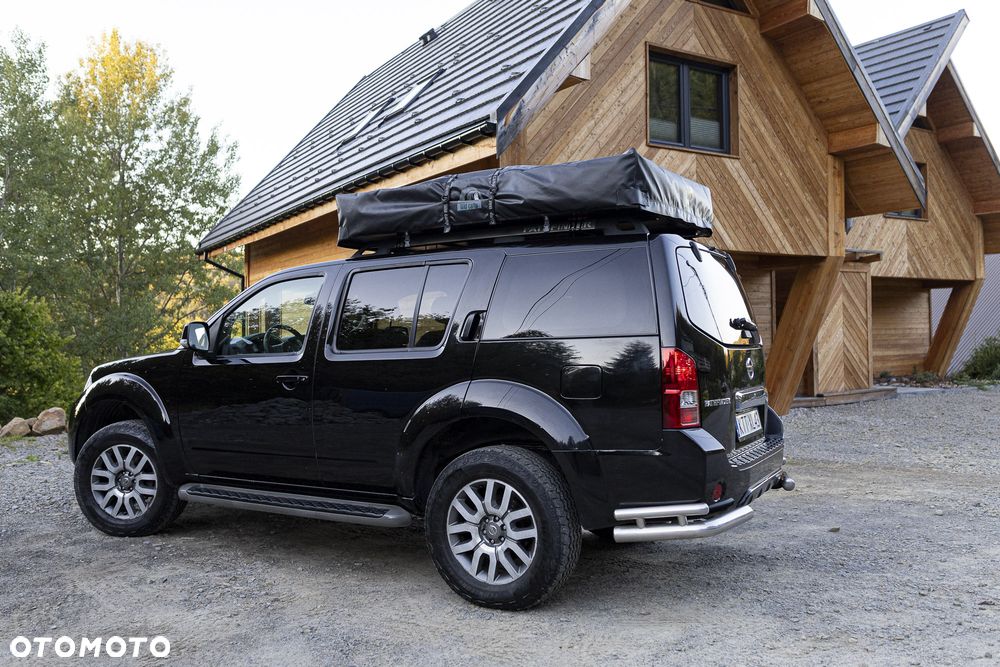 Nissan Pathfinder - 4
