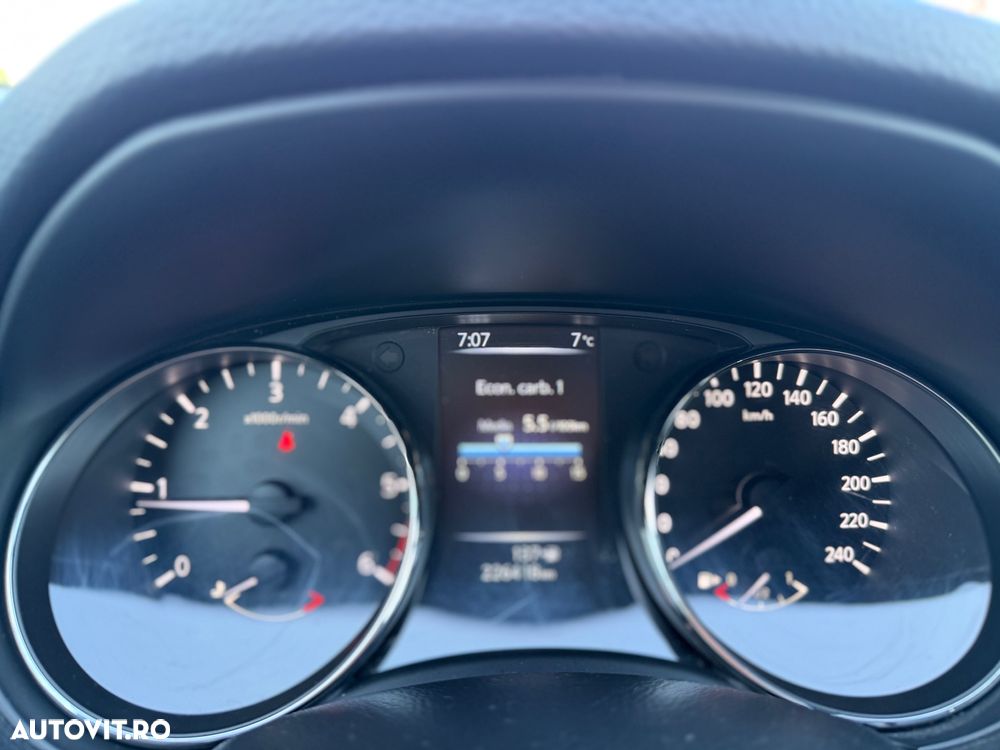 Nissan Qashqai 1.5 DCI ACENTA - 12