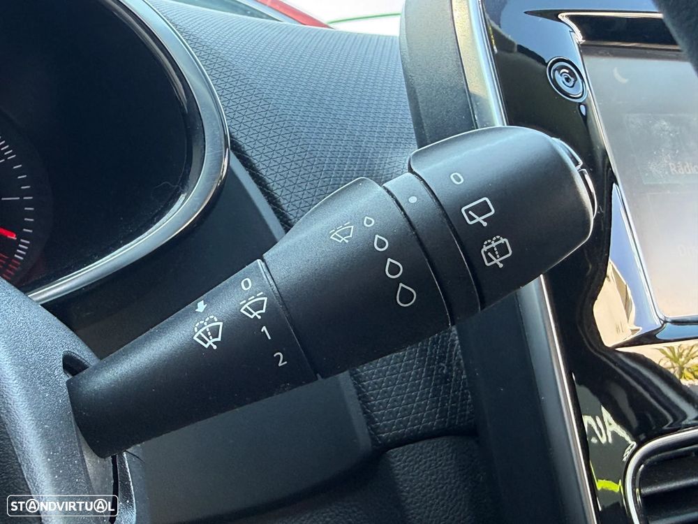 Renault Clio 1.5 dCi Limited EDC - 26