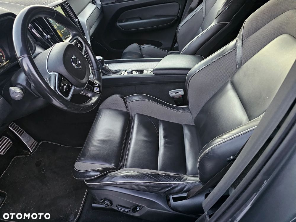 Volvo XC 60 D4 R-Design - 13