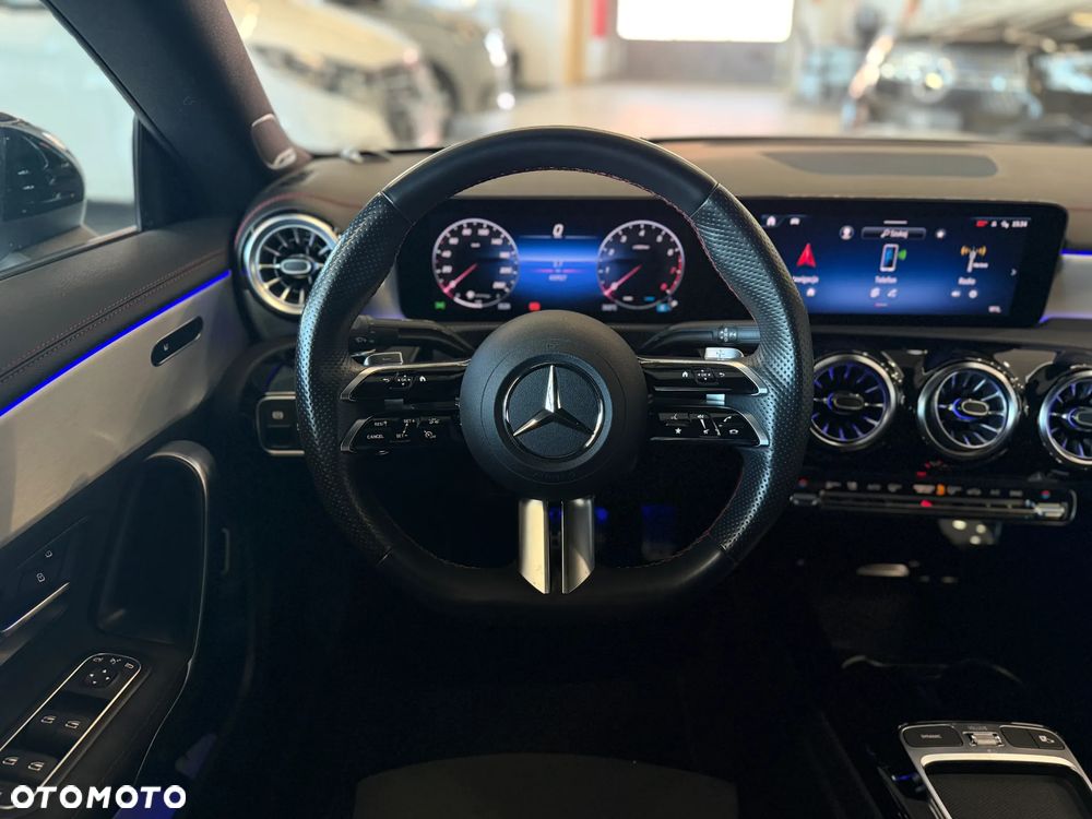 Mercedes-Benz CLA 200 AMG Line 7G-DCT - 10