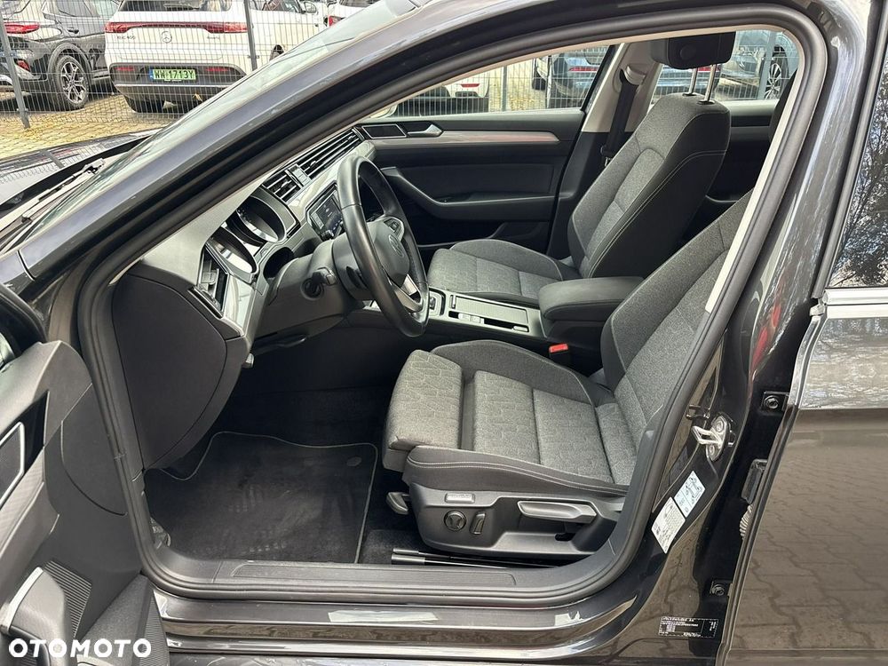 Volkswagen Passat 1.5 TSI EVO Business DSG - 10