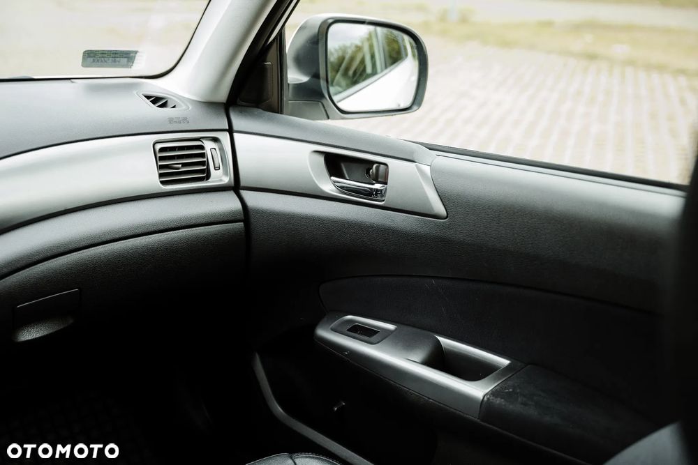 Subaru Forester 2.0D XE 000 - 15