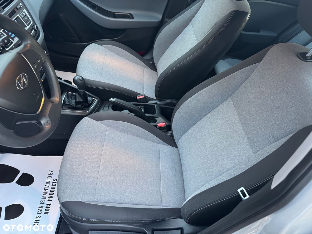 Hyundai i20 1.2 Pure - 21