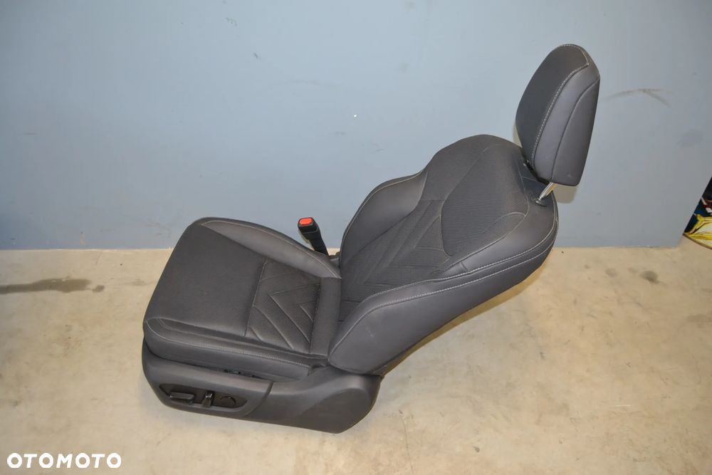 Fotele tapicerka kompletna LEXUS NX 350H 450H+ - 5