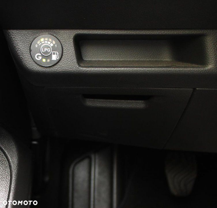 Renault Clio - 14