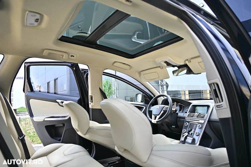 Volvo XC 60 D4 AWD Geartronic Summum - 6