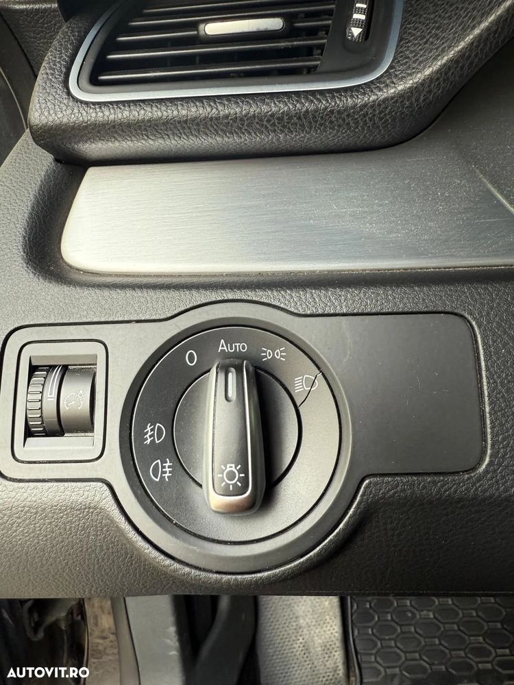 Volkswagen Passat CC 2.0 TDI DSG Exclusive - 8