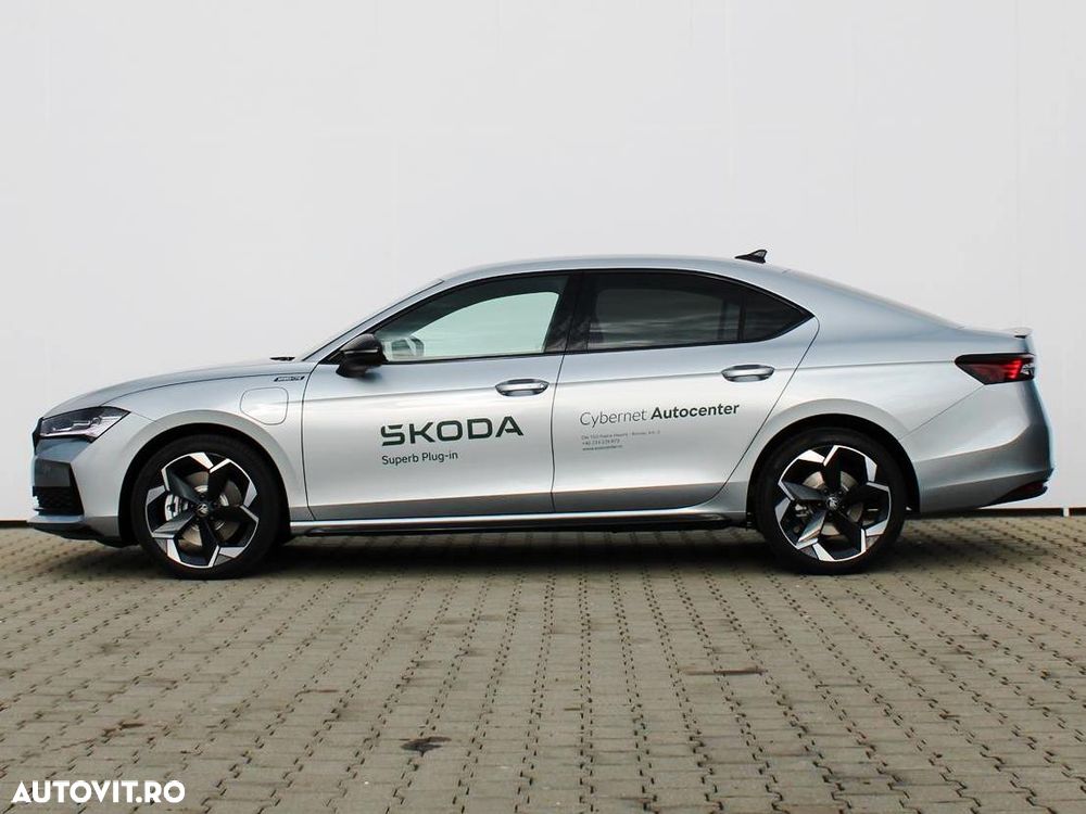 Skoda Superb 1.5 TSI 150 CP DSG PHEV Sportline - 3