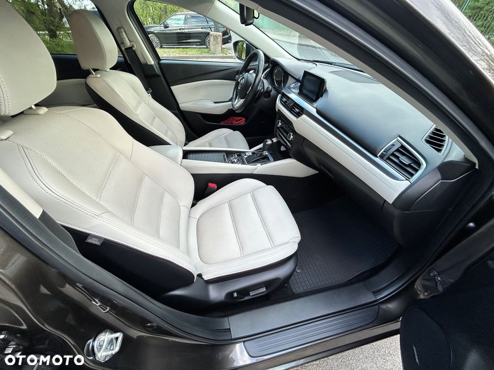 Mazda 6 - 18