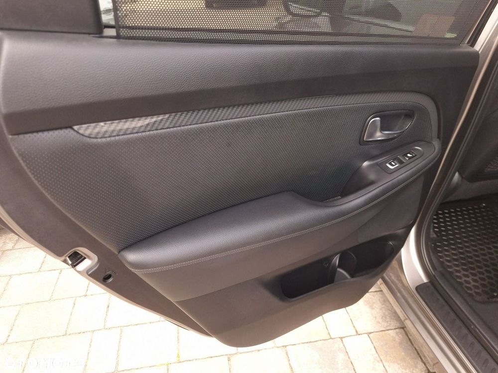 Kia Carens 1.6 GDI L - 24