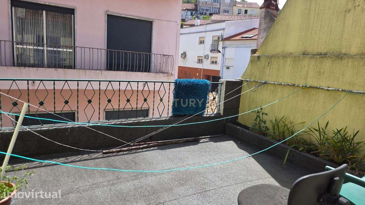Moradia para recuperar no centro de Pombal - Oportunidade de Investime - Grande imagem: 4/31