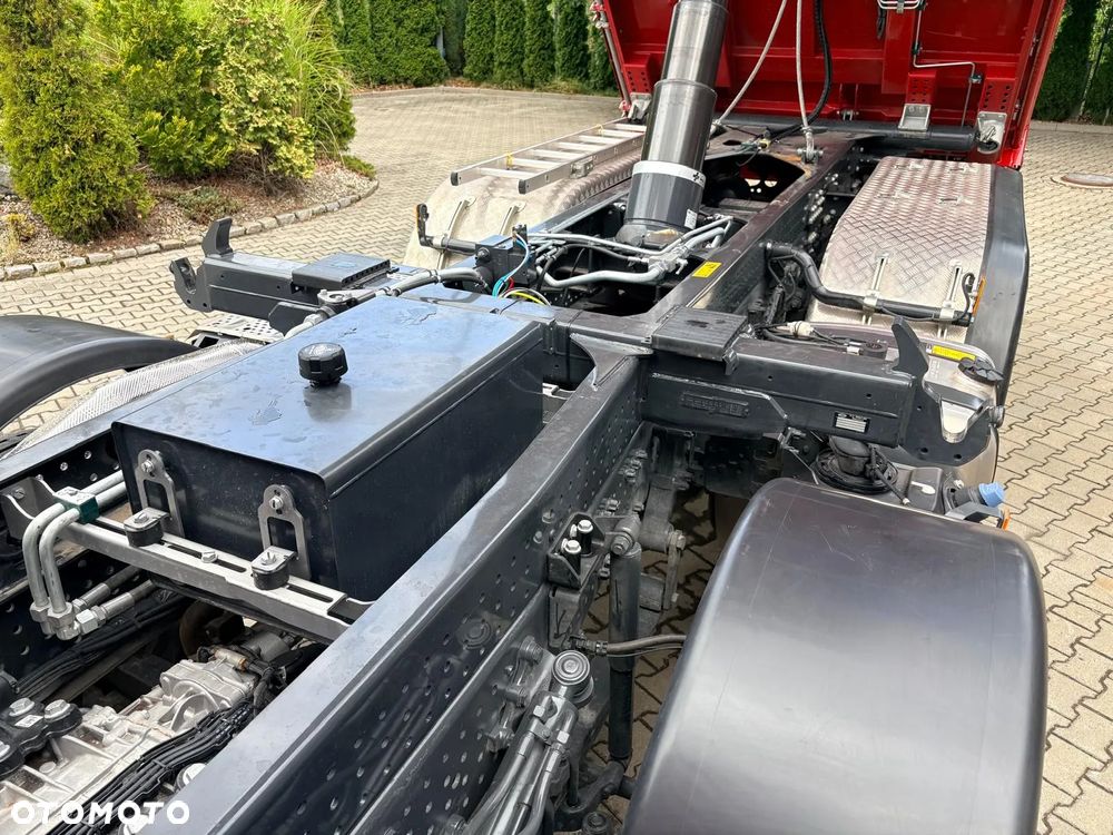 Mercedes-Benz AROCS 3246 8x4 EURO6 WYWROTKA TRÓJSTRONNA Z BORDMATIKIEM - 17