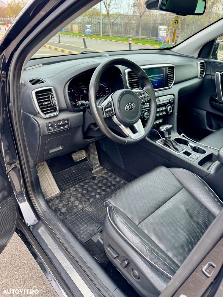 Kia Sportage 2.0 CRDI AWD Eco-Dynamics+ (48V M-H) Aut. PLATINUM - 13