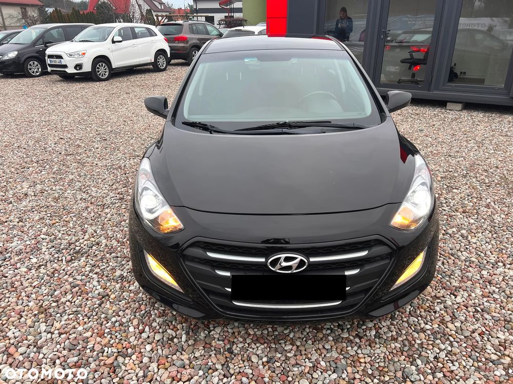 Hyundai i30 1.6 CRDi BlueDrive Comfort - 24