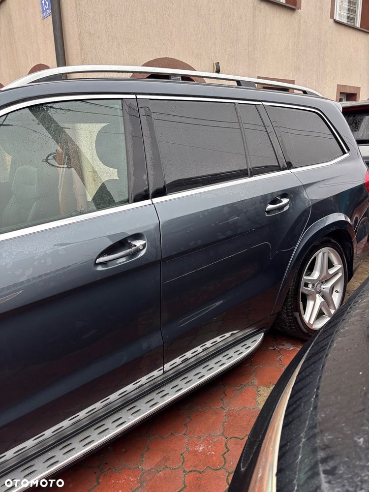 Mercedes-Benz GL - 8
