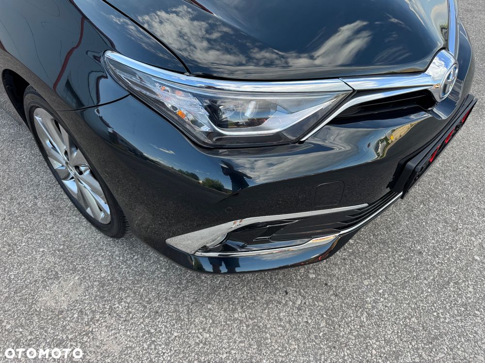Toyota Auris - 11