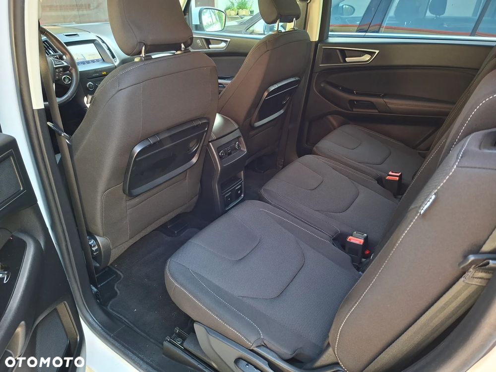 Ford S-Max - 8