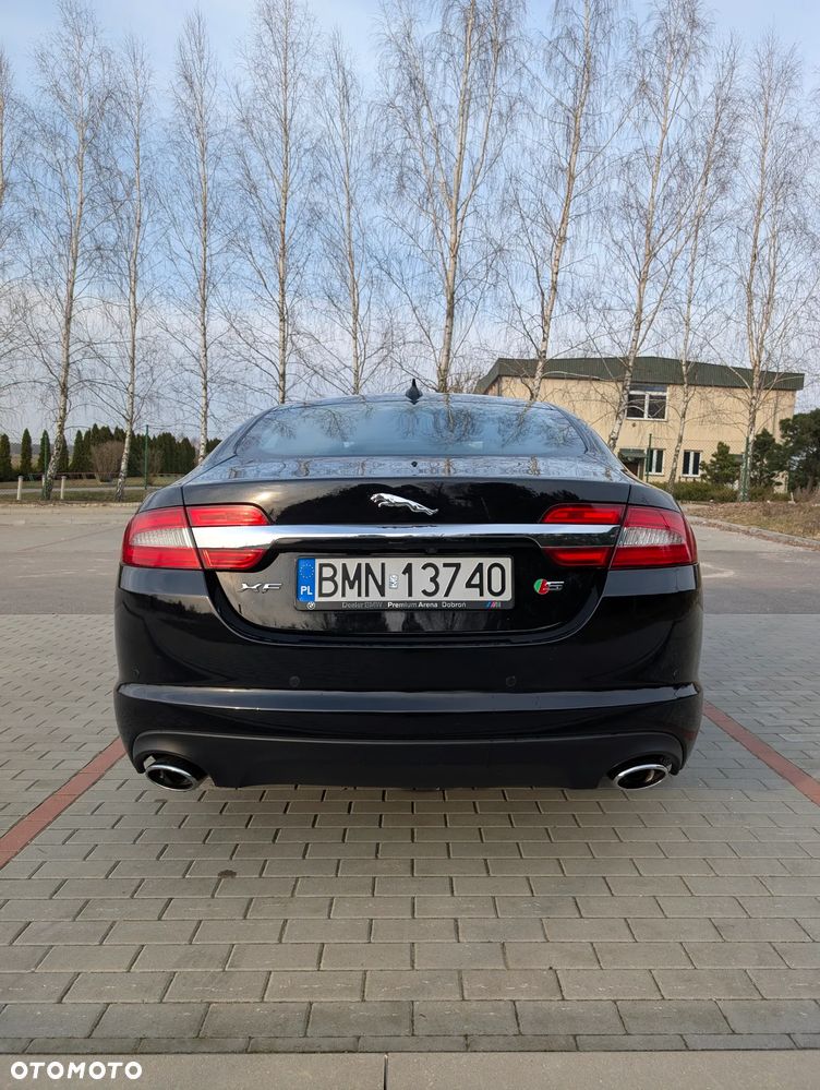 Jaguar XF 3.0 V6 D S Luxury - 7