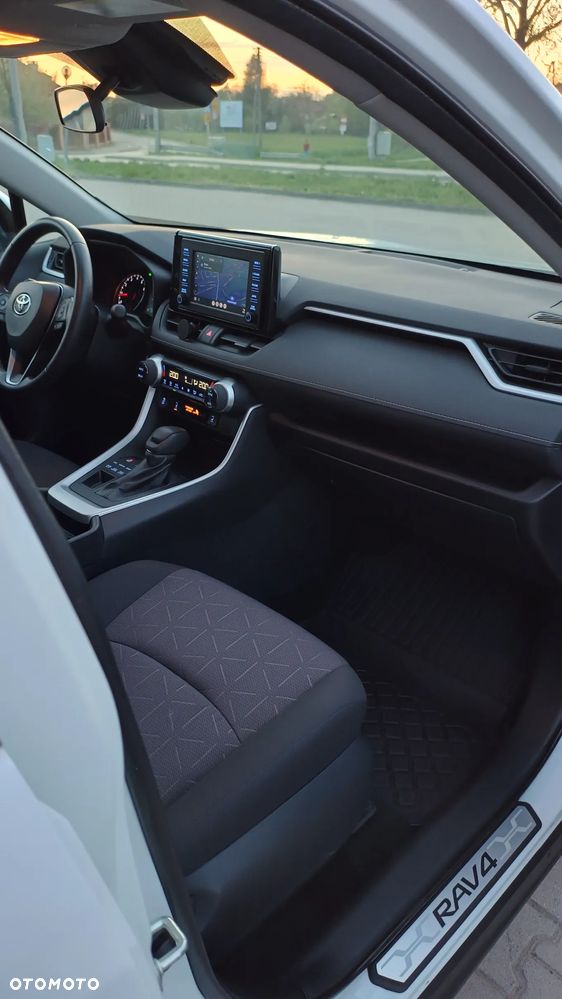 Toyota RAV4 - 14