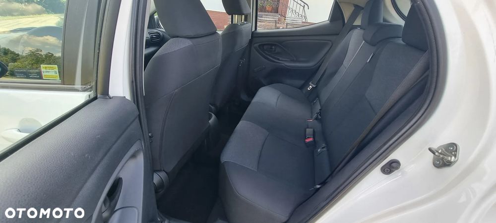 Toyota Yaris - 18