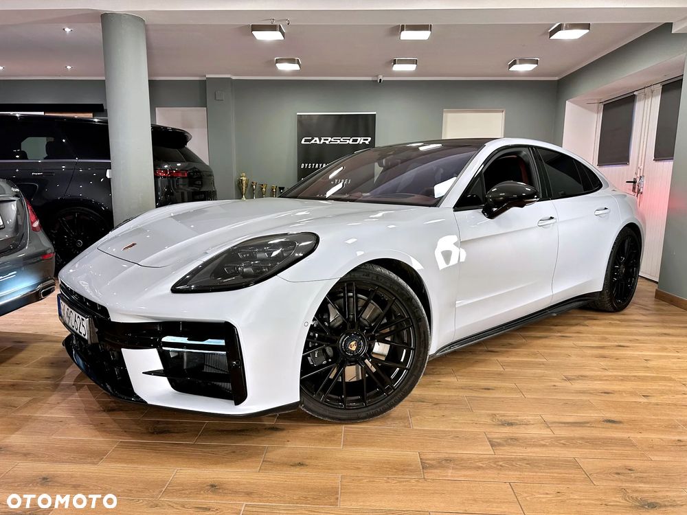Porsche Panamera - 16