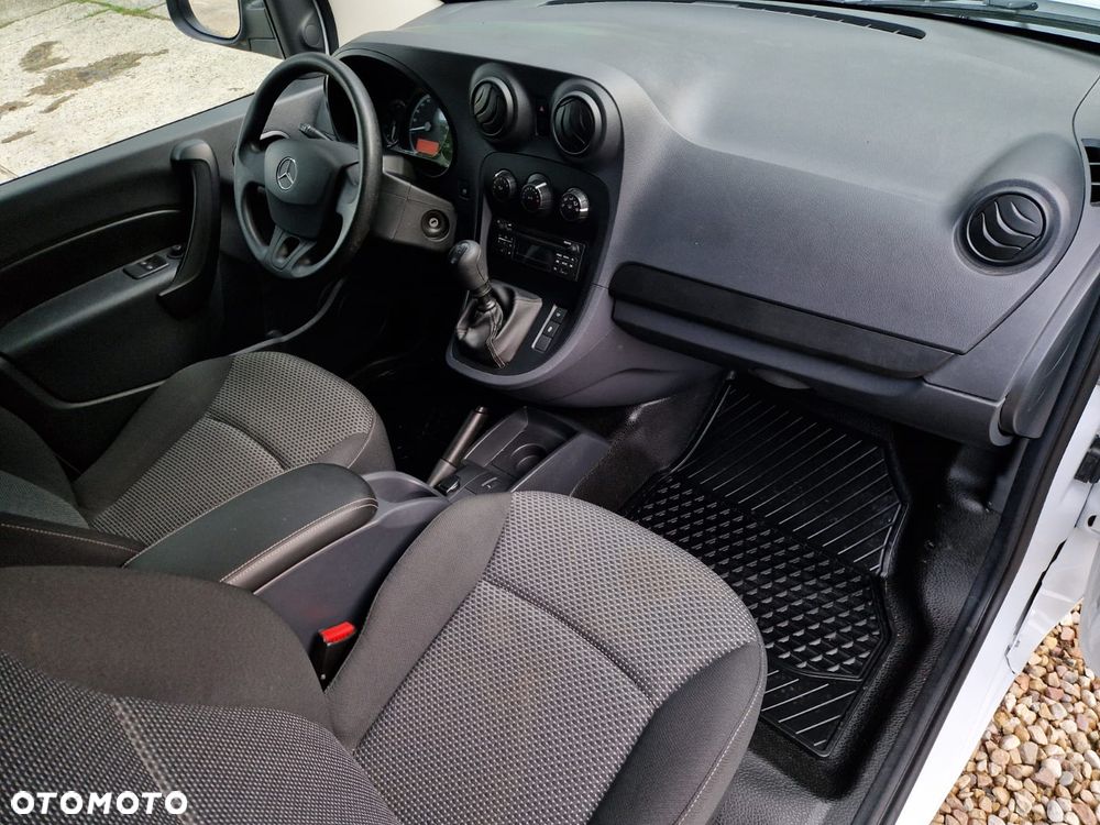 Mercedes-Benz Citan - 12