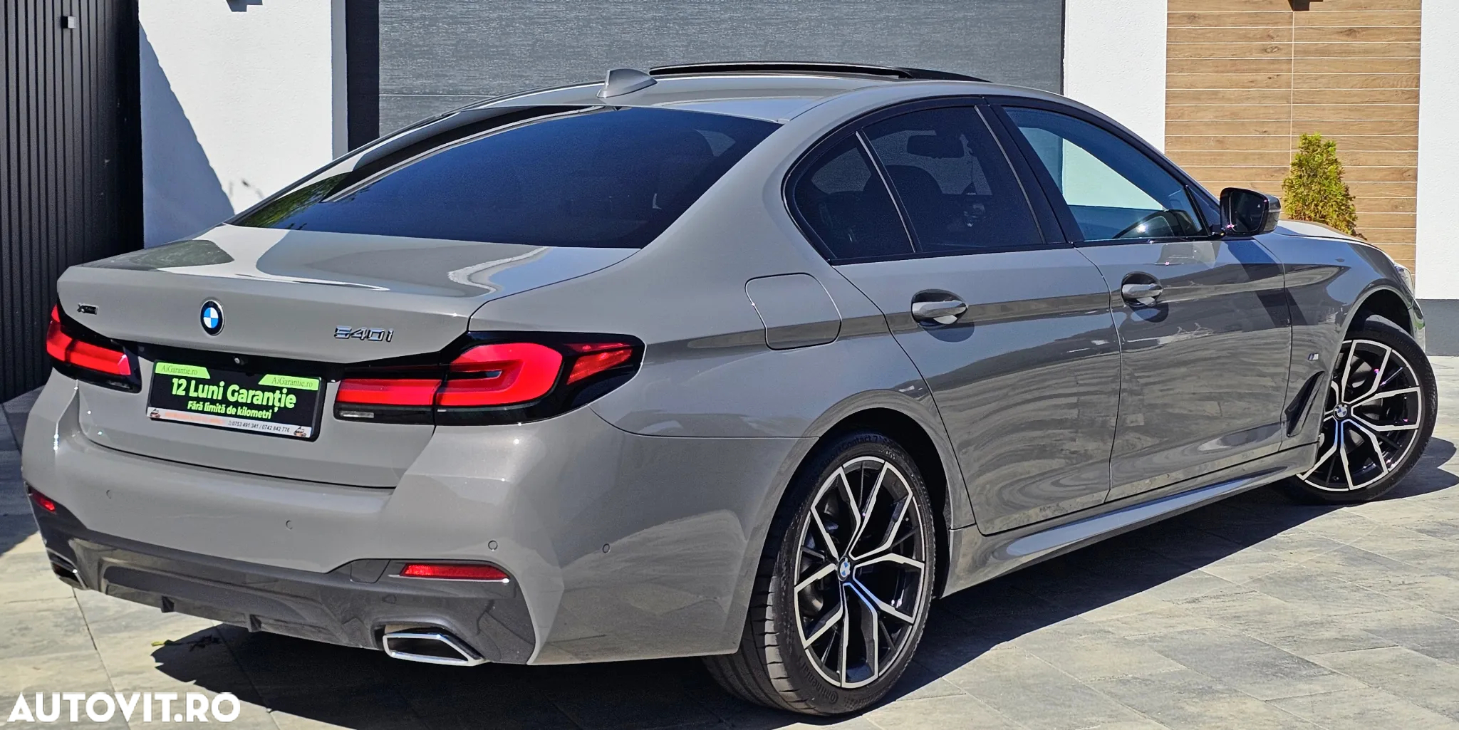 BMW Seria 5 540i xDrive AT MHEV - 32