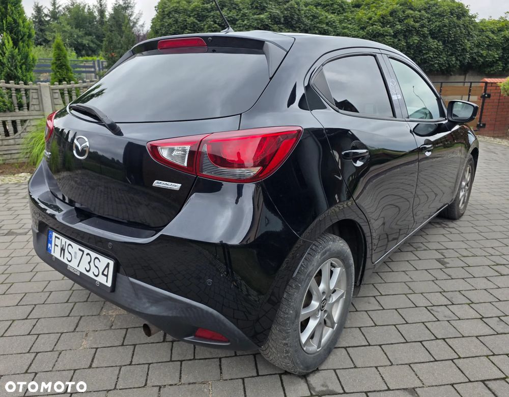Mazda 2 - 10