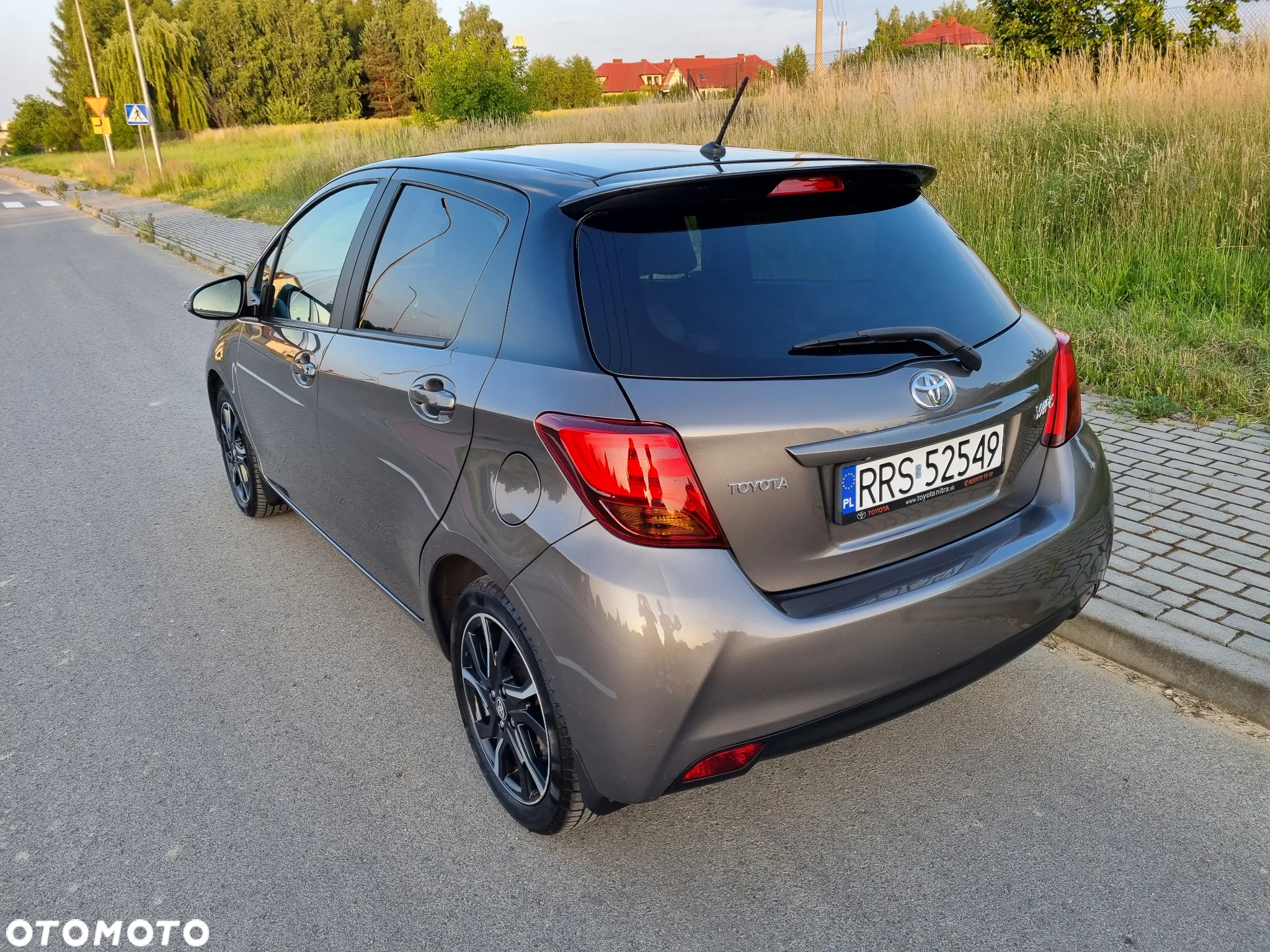 Toyota Yaris 1.33 Selection Platinum - 3