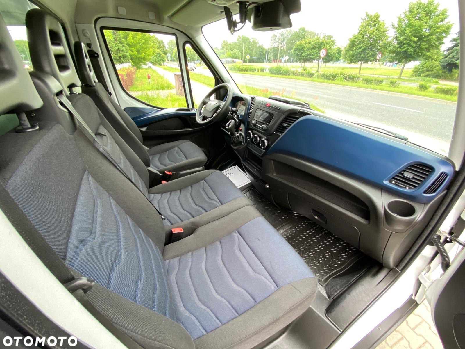 Iveco DAILY 35S16 HI-MATIC FIRANKA OBUSTRONNA 8 PALET WINDA BAR - 37