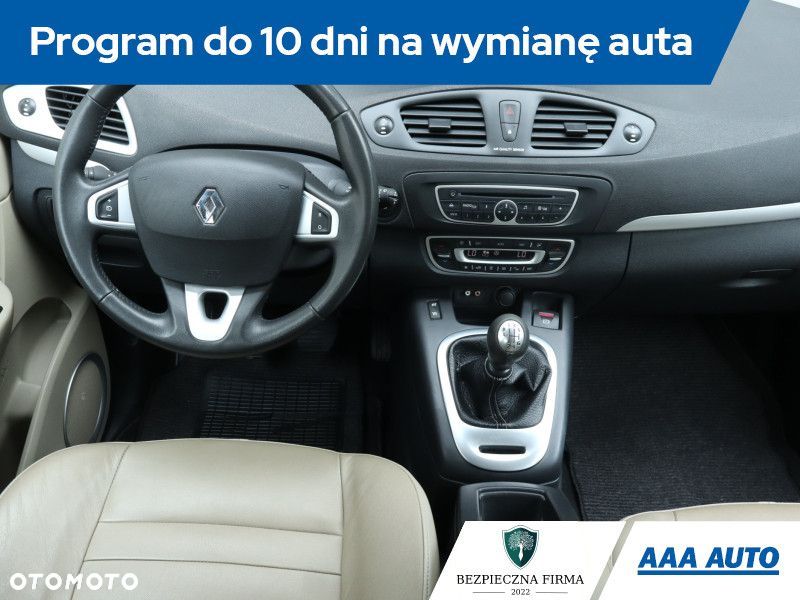Renault Scenic - 9