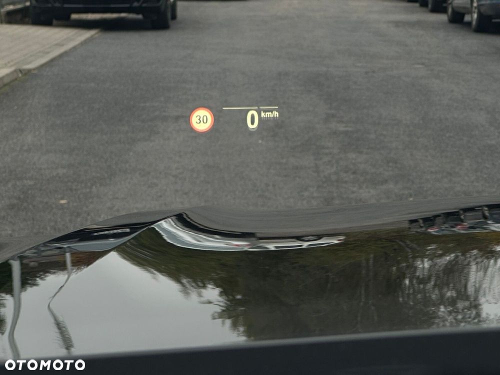 BMW Seria 7 740d xDrive - 28