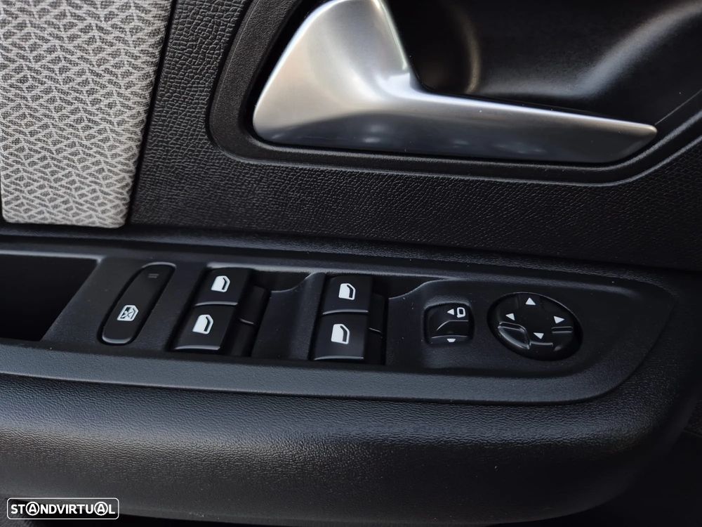 Citroën C4 1.2 PureTech Feel Pack - 23