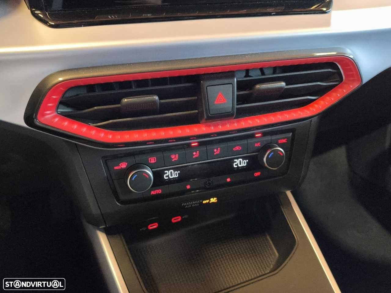 SEAT Arona 1.0 TSI FR - 23