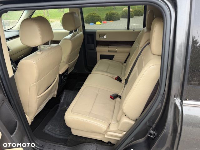 Ford Flex - 5