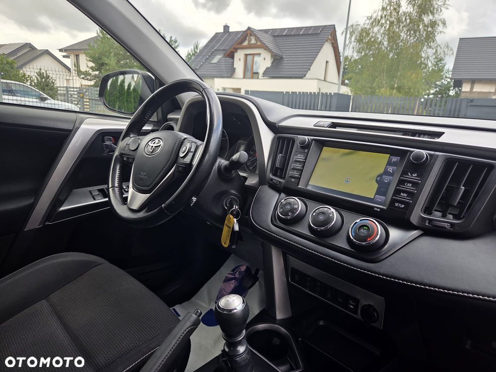Toyota RAV4 2.0 D-4D Premium 4x2 - 31