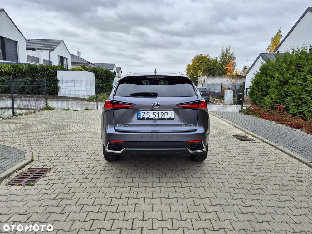 Lexus NX 300h F Impression AWD - 5