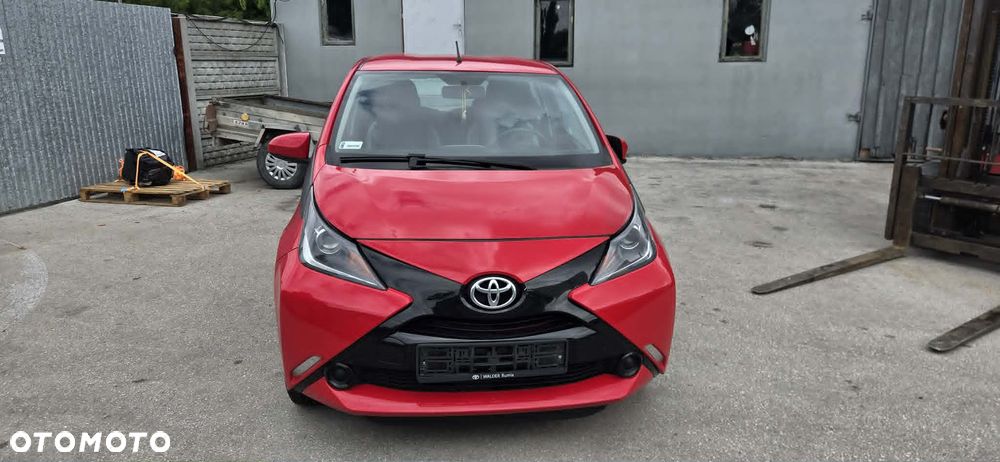 TOYOTA AYGO II 1,0 69KM wentylator chłodnic - 2