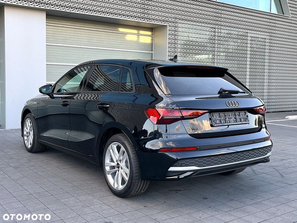 Audi A3 Sportback - 4