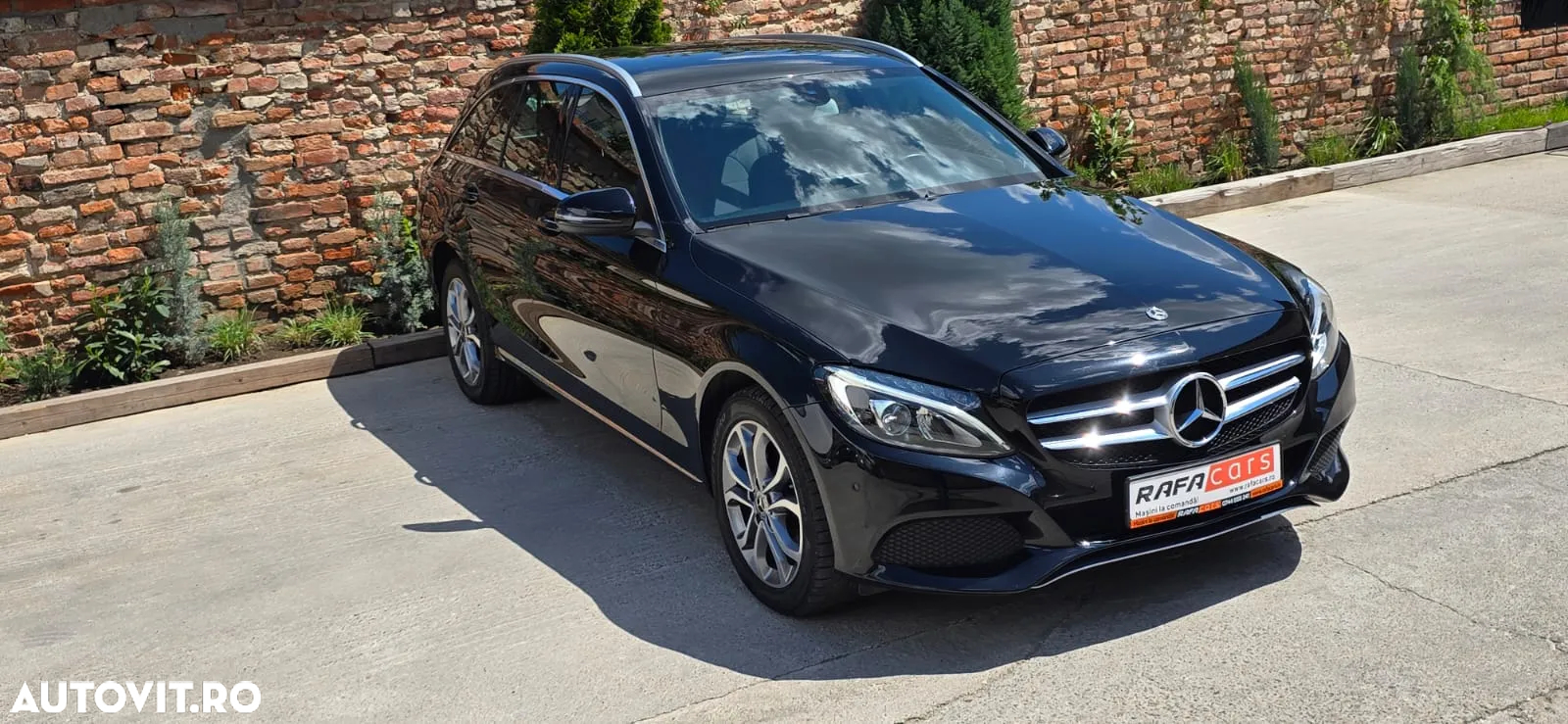 Mercedes-Benz C 220 d 4Matic T 9G-TRONIC AMG Line - 18