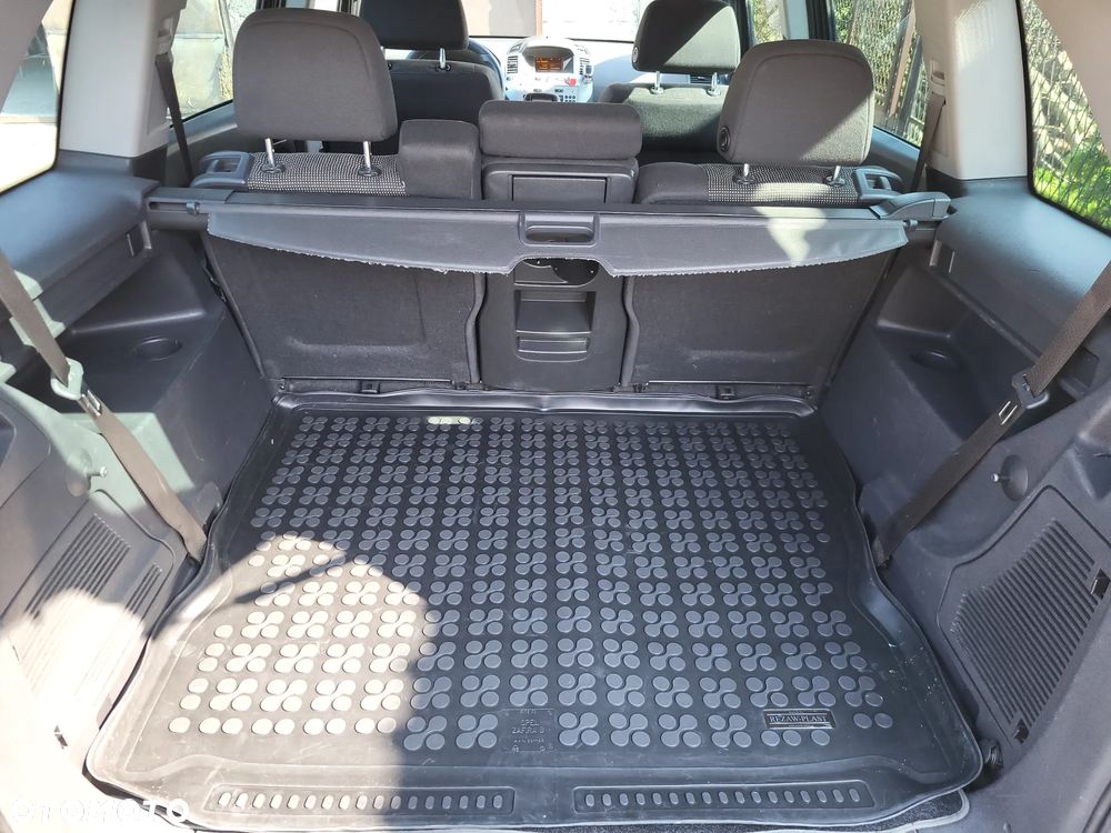 Opel Zafira 1.9 CDTI 111 - 15