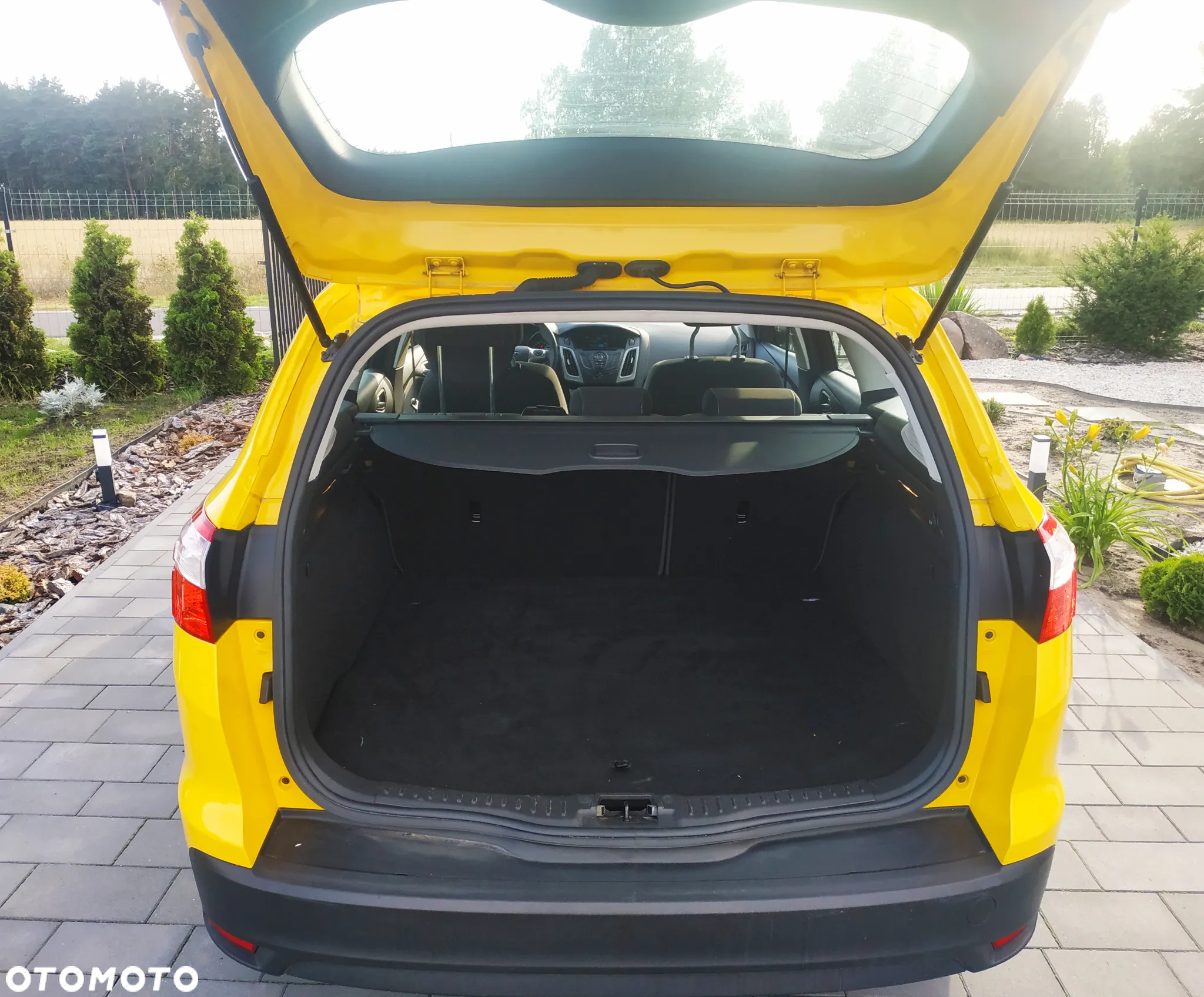 Ford Focus 1.6 Ambiente - 13