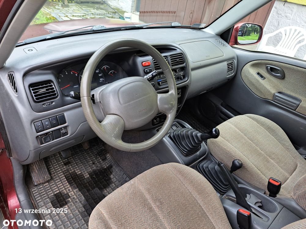 Suzuki Grand Vitara 2.0 TD - 14