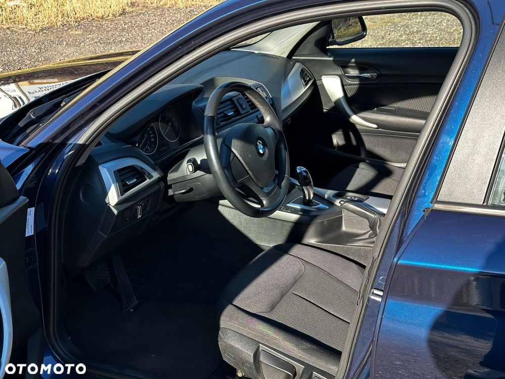 BMW Seria 1 118i - 11